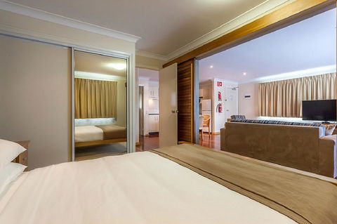 Eastgate On The Range Motel - Holiday Sunshine Coast 12