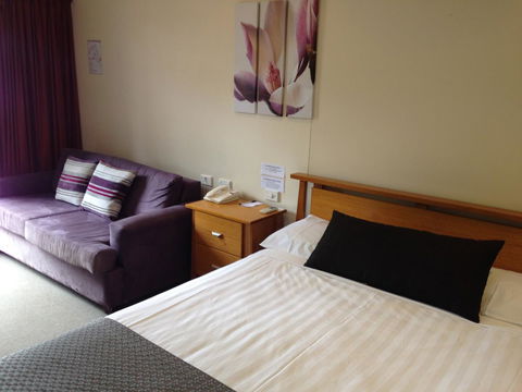 Eastgate On The Range Motel - Holiday Sunshine Coast 33