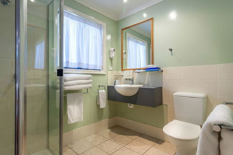 Eastgate On The Range Motel - Holiday Sunshine Coast 2