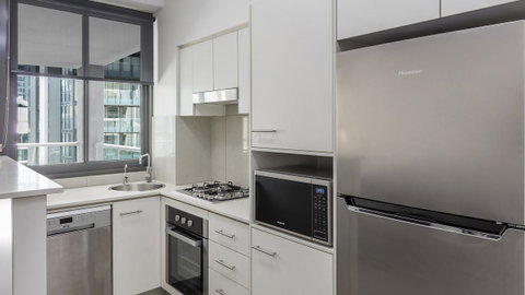 Apartments @ 212 Margaret - Holiday Sunshine Coast 9