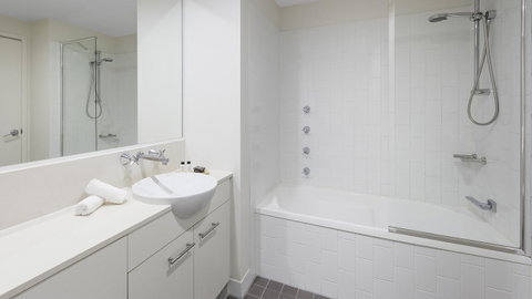 Apartments @ 212 Margaret - Holiday Sunshine Coast 11