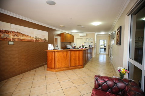 Roma Explorers Inn - Sunshine Coast Tourism 5