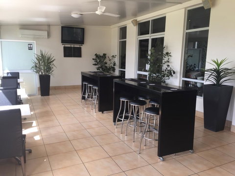 Roma Explorers Inn - Sunshine Coast Tourism 24
