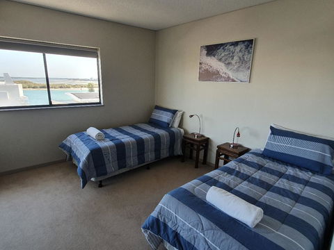 The Waterford Prestige Apartments - Sunshine Coast Tourism 2