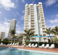 Maldives Resort - Holiday Sunshine Coast