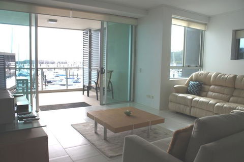 Private Seaview Apartment At Peninsula - Airlie Beach - Sunshine Coast Tourism 9