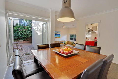 The Pod - Sunshine Coast Tourism 2