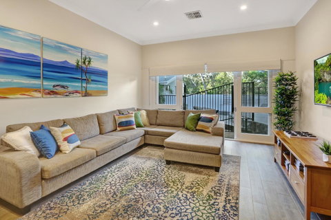 The Pod - Sunshine Coast Tourism 3