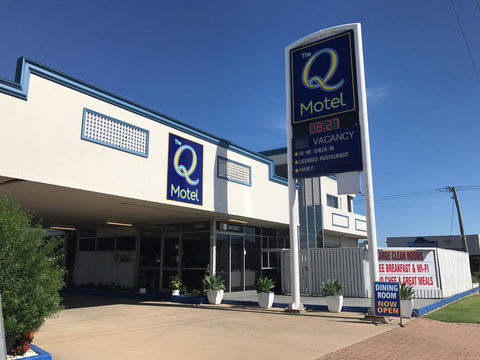 The Q Motel Rockhampton - Holiday Sunshine Coast 2