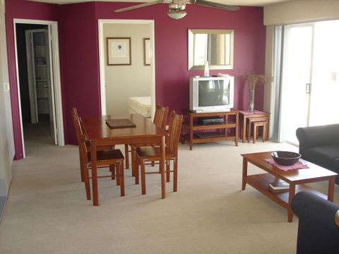 Bayview Harbourview Apartments - Sunshine Coast Tourism 24