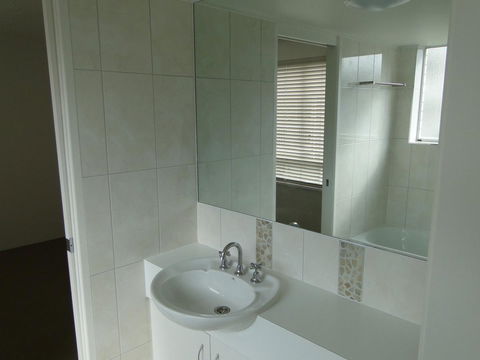 Bayview Harbourview Apartments - Sunshine Coast Tourism 9