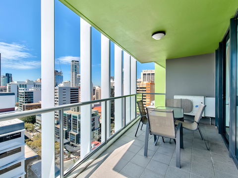 Flynn Brisbane - Sunshine Coast Tourism 29