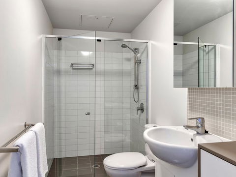 Flynn Brisbane - Sunshine Coast Tourism 38