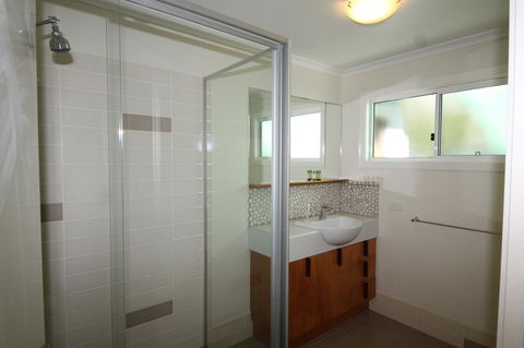 The Boarding House - Holiday Sunshine Coast 12