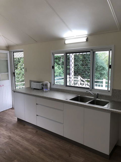 Daggoombah Holiday Home Magnetic Island - Sunshine Coast Tourism 3