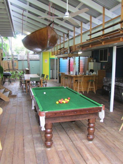 Arcadia Beach Guest House And Car Hire - Sunshine Coast Tourism 4