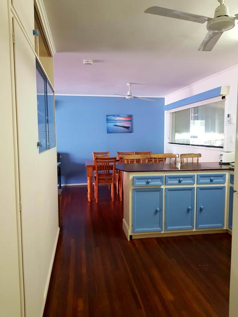 Arcadia Beach Guest House And Car Hire - Sunshine Coast Tourism 25