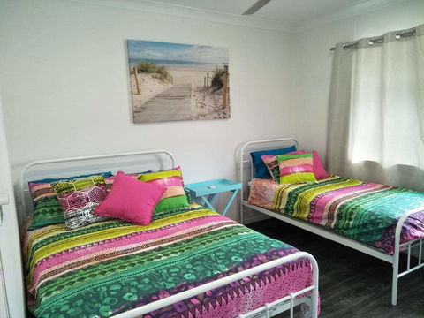 Magnetic Island Guest House - Holiday Sunshine Coast 16