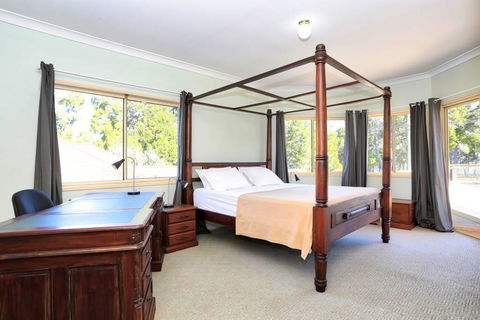 Waterfront At White Patch - Holiday Sunshine Coast 26
