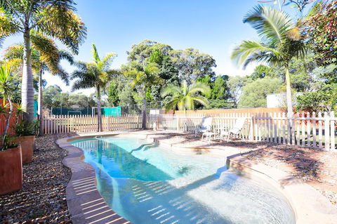 Waterfront At White Patch - Holiday Sunshine Coast 33