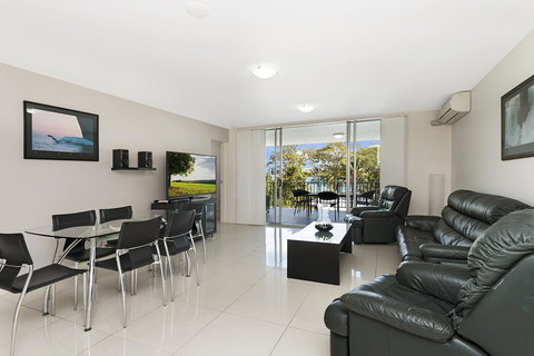 Keith's Sister - Sunshine Coast Tourism 0