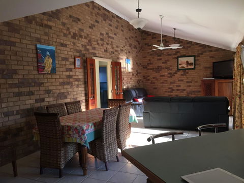 The Woorim Beach House - Sunshine Coast Tourism 2