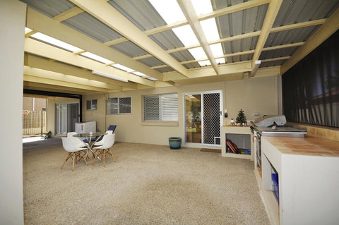 Ocean Wave - Sunshine Coast Tourism 20