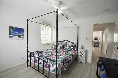 Retro Beach Flat - Sunshine Coast Tourism 8