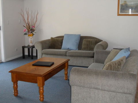 Sylvan Beach Resort - Sunshine Coast Tourism 26