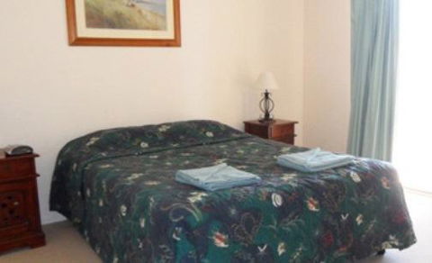 Sylvan Beach Resort - Sunshine Coast Tourism 13