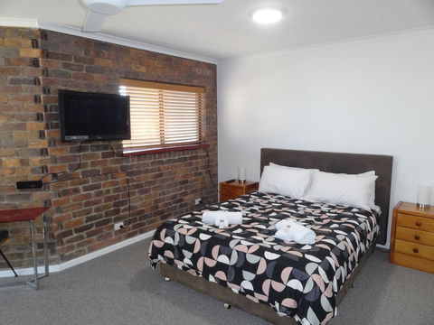 The Gums Anchorage - Sunshine Coast Tourism 7