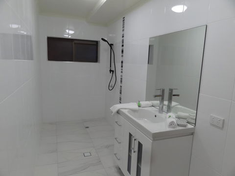 The Gums Anchorage - Sunshine Coast Tourism 10