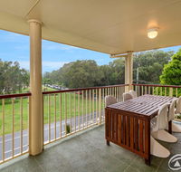 Immaculate Spacious Second Floor Unit Overlooking Pristine Parklands - Holiday Sunshine Coast