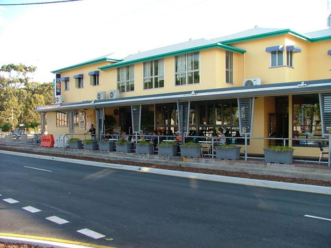 Spacious Unit Overlooking Moreton Bay - Boyd St, Woorim - Sunshine Coast Tourism 3