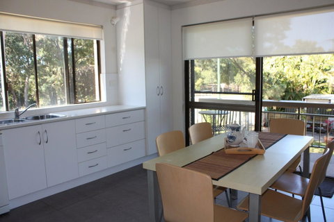 Close To Surf Beach, Surf Club, Hotel And Shops - Boyd St, Woorim - Sunshine Coast Tourism 15