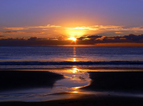 Close To Surf Beach, Surf Club, Hotel And Shops - Boyd St, Woorim - Sunshine Coast Tourism 8
