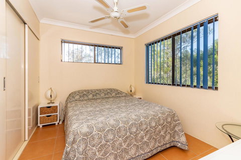 Fantastic Views From This Top Floor Unit! - Holiday Sunshine Coast 9