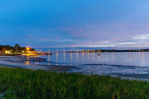 Fishing And Swimming At Your Doorstep - Sylvan Beach Esp, Bellara - Sunshine Coast Tourism 4