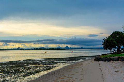 Fishing And Swimming At Your Doorstep - Sylvan Beach Esp, Bellara - Sunshine Coast Tourism 14