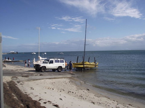 Air Conditioned Unit Stones Throw To The Waterfront. - Holiday Sunshine Coast 7
