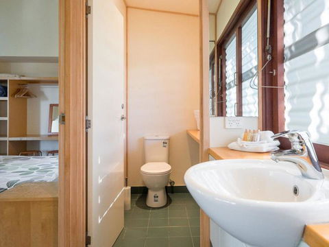 Laguna House - Holiday Sunshine Coast 10