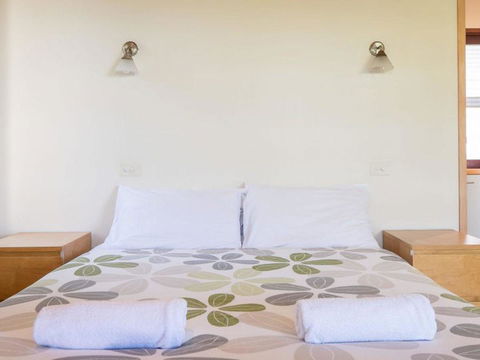 Laguna House - Holiday Sunshine Coast 15