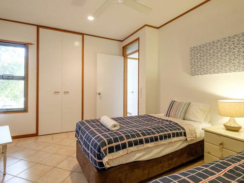 Claytons 1 By Discover Stradbroke - Sunshine Coast Tourism 24