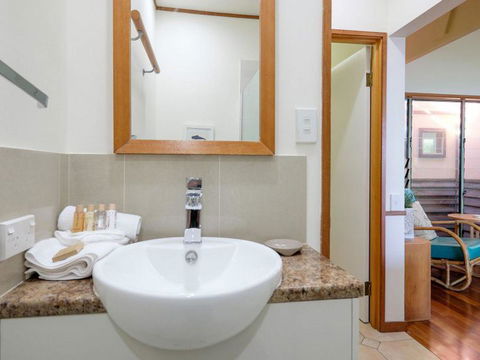 Claytons 1 By Discover Stradbroke - Sunshine Coast Tourism 10
