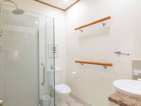 Claytons 1 By Discover Stradbroke - Sunshine Coast Tourism 22