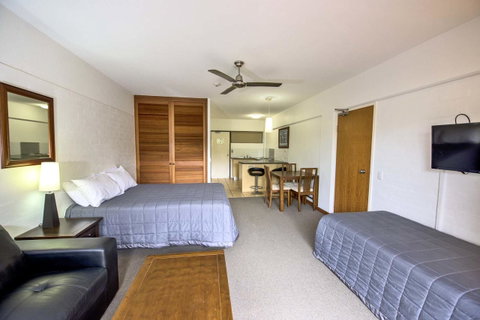 Anchorage On Straddie - Sunshine Coast Tourism 35