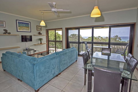 Anchorage On Straddie - Sunshine Coast Tourism 8