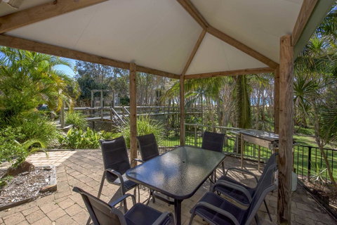 Anchorage On Straddie - Sunshine Coast Tourism 4