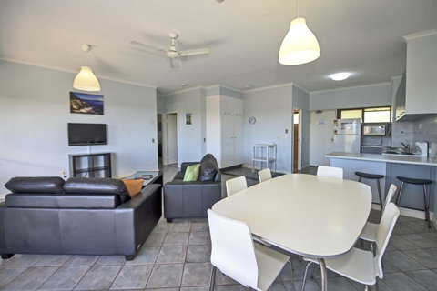 Anchorage On Straddie - Sunshine Coast Tourism 11