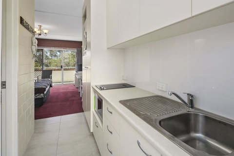 24a The Islander Resort - Sunshine Coast Tourism 0